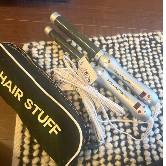 set of 2 beachwavers and a bag-all hair tools bag - Picture 1 of 1